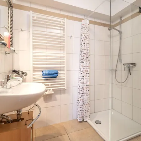 Bernstein-villa Og 5 Apartamento